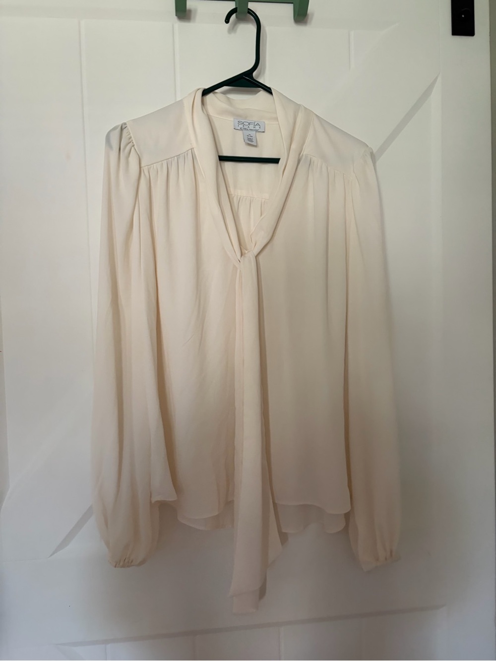 sofia by sofia vergara Cream Tie-Neck Blouse